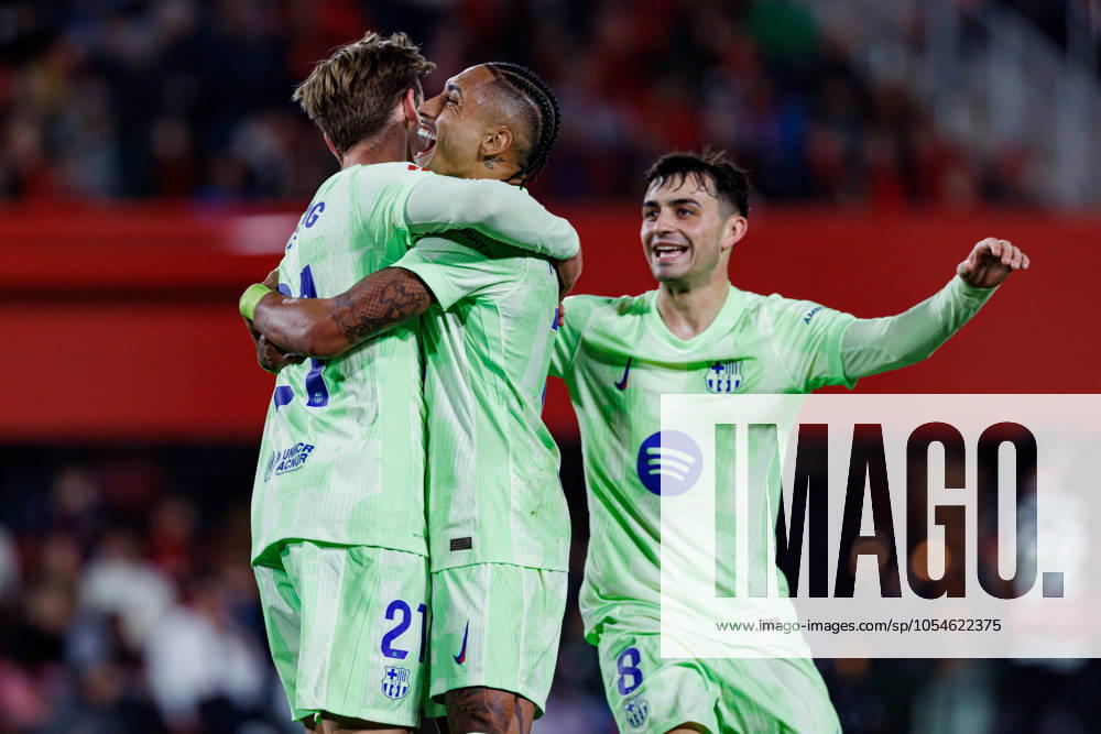 Frenkie De Jong, Raphinha, Pedri FC Barcelona, Barca seen in action during the LaLiga EA SPORTS game between RCD Mallorca and FC Barcelona at Estadi Mallorca Son Moix. Final scores RCD Mallorca 1-5 FC Barcelona. Palma De Mallorca Spain - ZUMAs197 20241203_aaa_s197_421