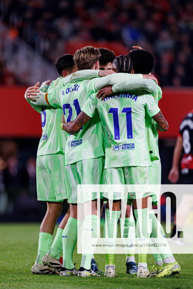 Frenkie De Jong, Raphinha, Pedri FC Barcelona, Barca celebrate after scoring a goal during the LaLiga EA SPORTS game between RCD Mallorca and FC Barcelona at Estadi Mallorca Son Moix. Final scores RCD Mallorca 1-5 FC Barcelona. Palma De Mallorca Spain - ZUMAs197 20241203_aaa_s197_434