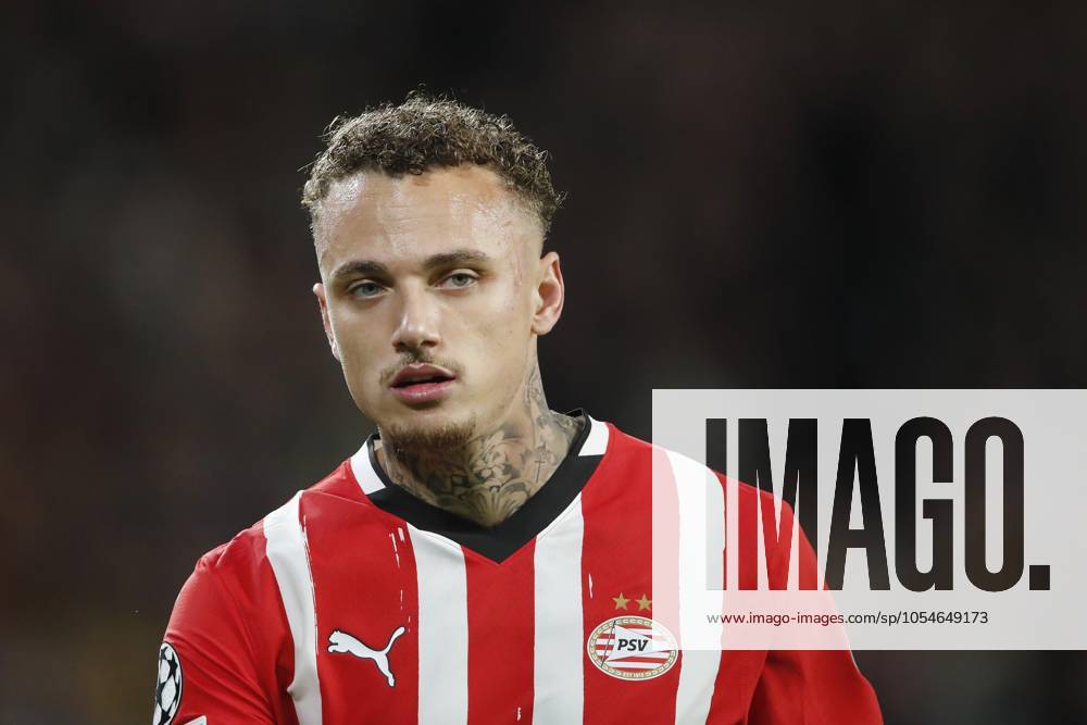 EINDHOVEN - Noa Lang of PSV Eindhoven during the UEFA Champions league match between PSV Eindhoven and Shakhtar Donetsk at Phillips Stadium on Nov. 27, 2024 in Eindhoven, Netherlands. ANP Hollandse Hoogte BART STOUTJESDIJK UEFA Champions League 2024 25 League Phase MD5 2024 25 ANPxSportx StoutjesdijkxIVx 514918625 originalFilename: 514918625
