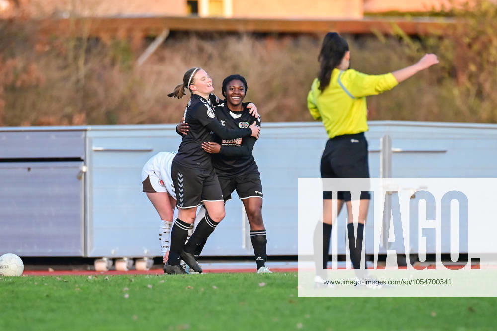 Soccer I Women I Season 2024 2025 I Regionalliga Nord I 12 Matchday I SV Henstedt Ulzburg FC St Pauli I 01 12 2024 Goal celebration, jubilation, enthusiasm, euphoria, joy, happiness, cheerfulness with Vera Homp 20, SV Henstedt Ulzburg and Dissy Jeanne Ragouena 14, SV Henstedt Ulzburg