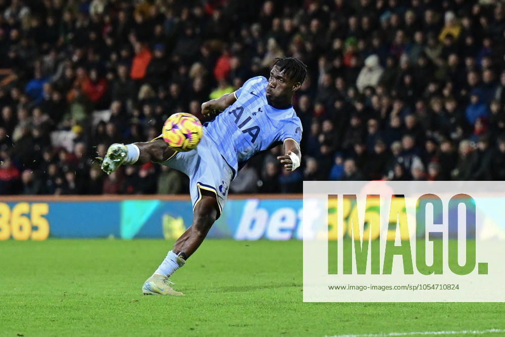Bournemouth v Tottenham Hotspur Premier League Yves Bissouma of Tottenham Hotspur shoots during the Premier League match at the Vitality Stadium, Bournemouth UK Newspapers OUT