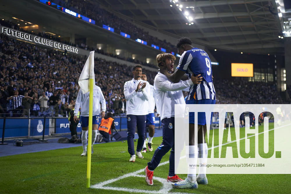 FC Porto v Casa Pia AC - Liga Portugal Betclic Samu Aghehowa of FC Porto celebrates with Rodrigo Mora after scoring his team s second goal during the Liga Portugal Betclic match between FC Porto and Casa Pia AC at Estadio Do Dragao in Porto, Portugal, on December 2, 2024. Porto, Portugal Porto Portugal