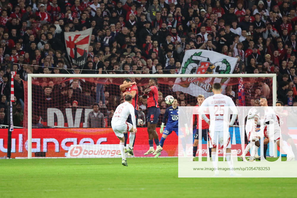 Action Stade Brestois lors du match LOSC Lille vs Stade Brestois 29, Ligue 1, Decathlon Arena stade Pierre Mauroy, le 6 dÃ cembre 2024