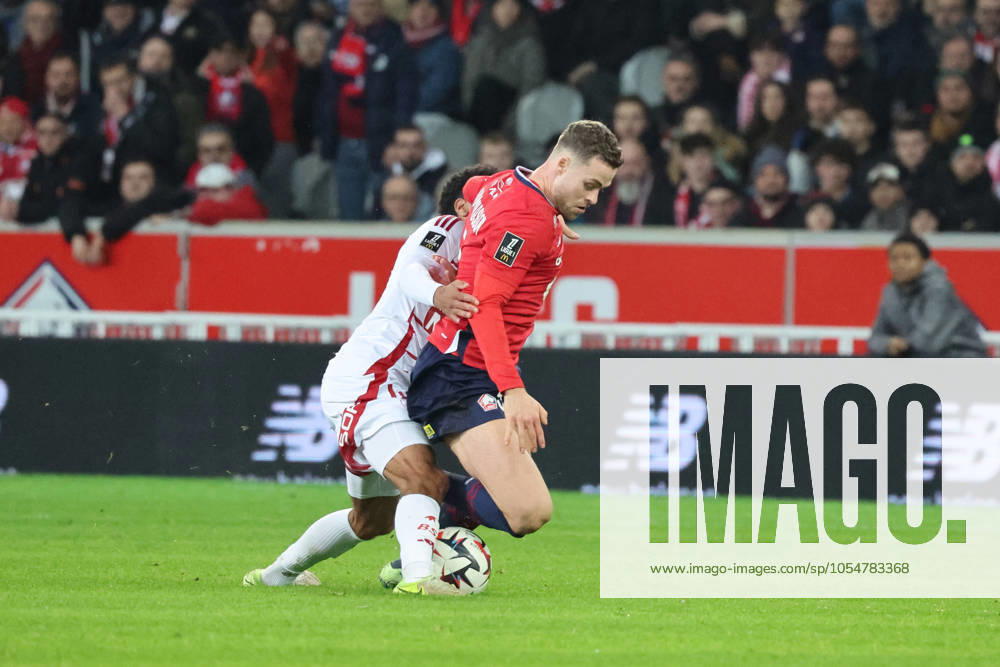 Gabriel GUDMUNDSSON (LOSC Lille) lors du match LOSC Lille vs Stade Brestois 29, Ligue 1, Decathlon Arena stade Pierre Mauroy, le 6 dà cembre 2024