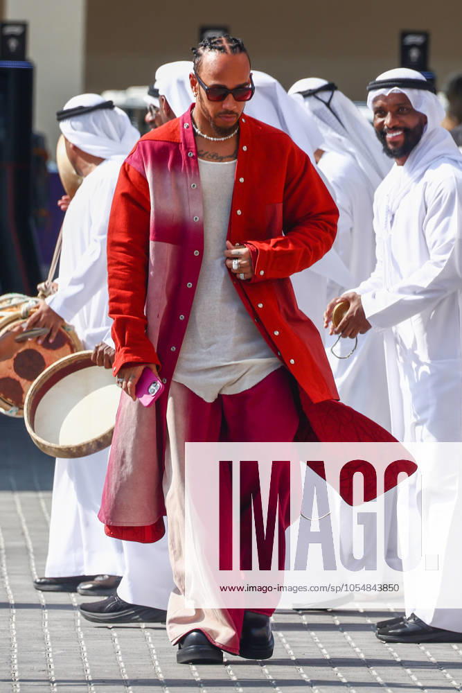 Lewis Hamilton of Mercedes arrives in the paddock ahead of Formula 1 Abu Dhabi Grand Prix at Yas Marina Circuit on December 7th, 2024 in Abu Dhabi, United Arab Emirates. Abu Dhabi United Arab Emirates - ZUMAz156 0783650517st