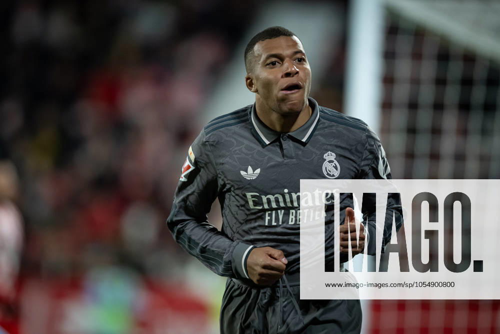 Killian Mbappà Real Madrid CF celebrates during a La Liga EA Sports match between Girona FC and Real Madrid at Estadi Municipal de Montilivi in Girona, Girona, Spain, on December 07 2024 Photo by Felipe Mondino