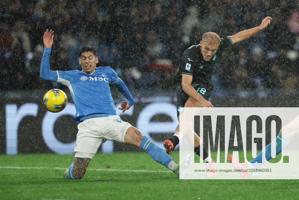 Lazio s Gustav Isaksen goal 0-1 during the Serie A soccer match between Napoli and Lazio at the Diego Armando Maradona Stadium in Naples, southern italy - Sunday , December 08 , 2024. - Soccer .