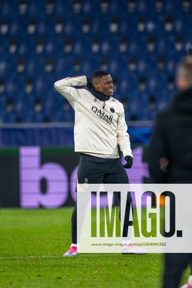 SOCCER - UEFA CL, RBS vs PSG SALZBURG,AUSTRIA,09.DEC.24 - SOCCER - UEFA Champions League, Red Bull Salzburg vs Paris Saint German, preview, training PSG. Image shows Nuno Mendes (PSG). GEPAxpictures xWolfgangxKofler