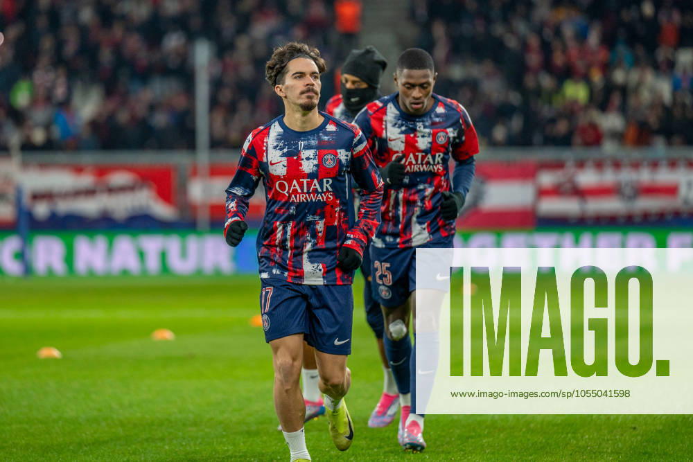 SOCCER - UEFA CL, RBS vs PSG SALZBURG,AUSTRIA,10.DEC.24 - SOCCER - UEFA Champions League, Red Bull Salzburg vs Paris Saint German. Image shows Vitinha (PSG) during warm up. GEPAxpictures xWolfgangxKofler