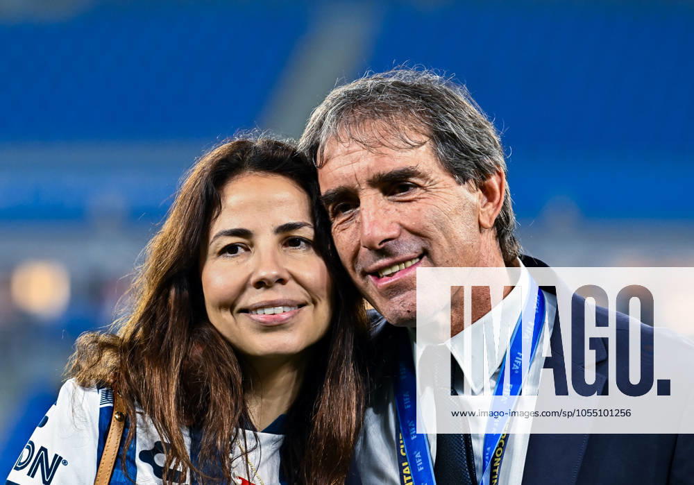 BOTAFOGO V CF PACHUCA -FIFA INTERCONTINENTAL CUP QATAR 2024 Guillermo Almada (R) Head Coach of CF Pachuca celebrates with his medal after winning the Derby of the Americas at the FIFA Intercontinental Cup Qatar 2024 match between Brazil s Botafogo and Mexico s CF Pachuca at 974 Stadium in Doha, Qatar, on December 11, 2024. DOHA Qatar