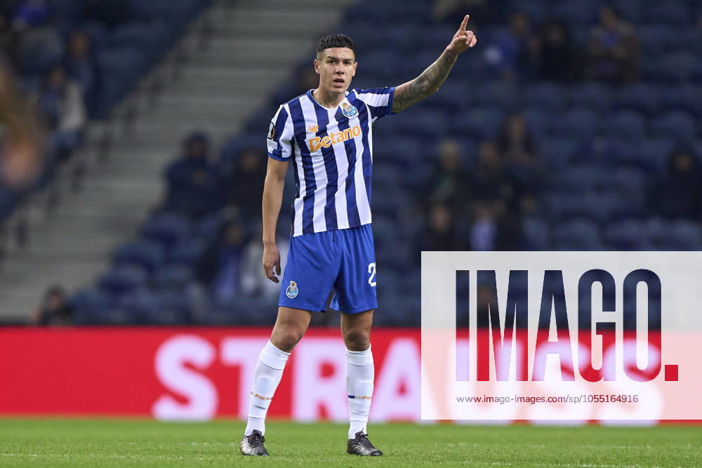 FC Porto v FC Midtjylland - UEFA Europa League 2024 25 League Phase MD6 Nehuen Perez of FC Porto reacts during the UEFA Europa League match between FC Porto and FC Midtjylland at Estadio Do Dragao in Porto, Portugal, on December 12, 2024. Porto, Portugal Porto Portugal