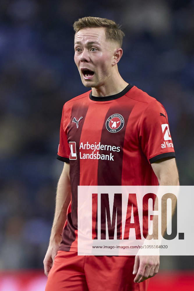 FC Porto v FC Midtjylland - UEFA Europa League 2024 25 League Phase MD6 Joel Andersson of FC Midtjylland reacts during the UEFA Europa League match between FC Porto and FC Midtjylland at Estadio Do Dragao in Porto, Portugal, on December 12, 2024. Porto, Portugal Porto Portugal
