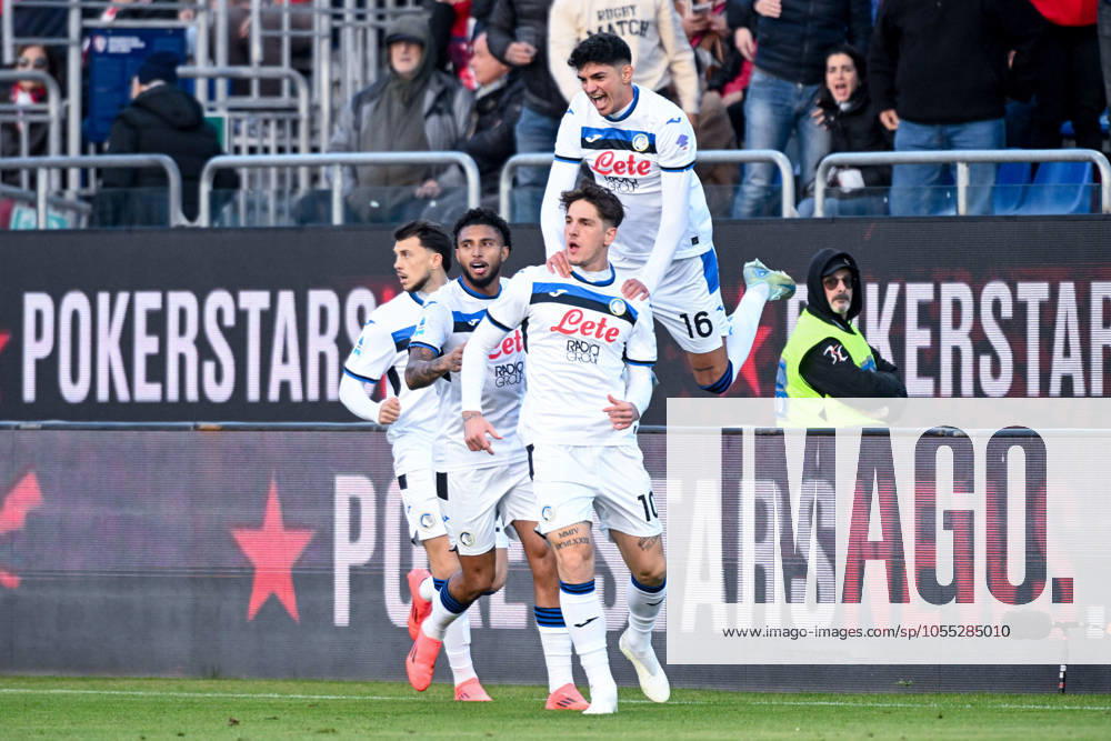 Atalanta s streaker Nicol& xf2; Zaniolo celebrates after scoring the goal for 0-1 during the Serie A soccer match between Cagliari Calcio and Atalanta at the Unipol Domus in Cagliari, Sardinia - Friday, 14 December 2024. - Soccer