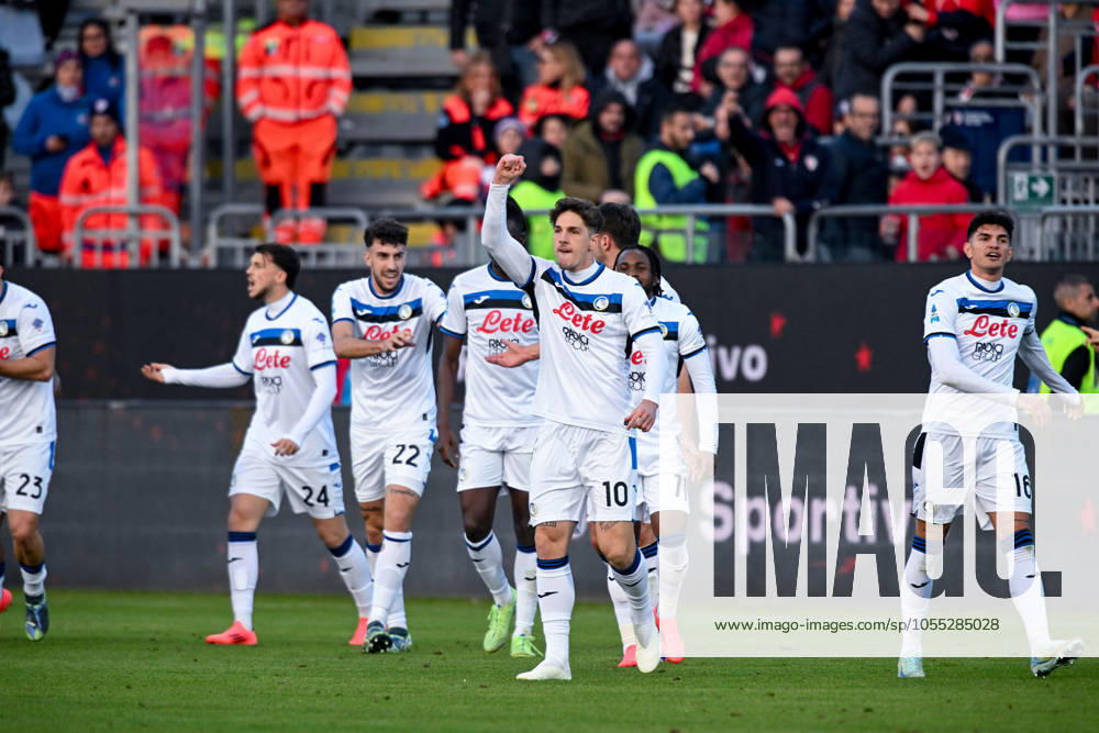 Atalanta s streaker Nicol& xf2; Zaniolo celebrates after scoring the goal for 0-1 during the Serie A soccer match between Cagliari Calcio and Atalanta at the Unipol Domus in Cagliari, Sardinia - Friday, 14 December 2024. - Soccer