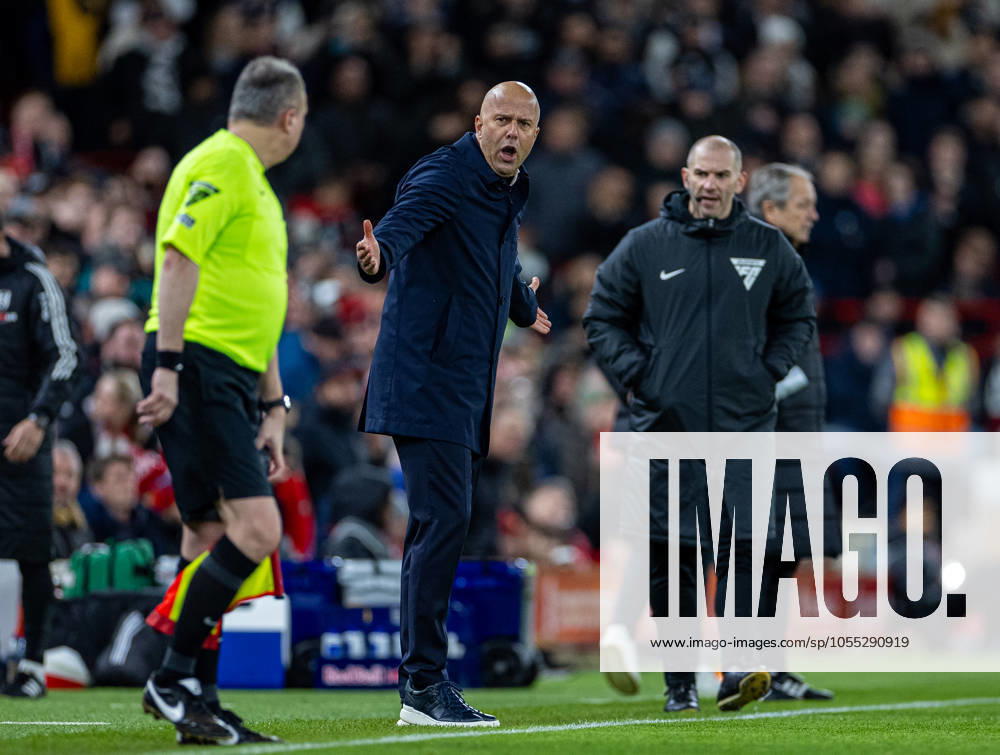 Football - FA Premier League - Liverpool FC v Fulham FC LIVERPOOL, ENGLAND - Saturday, December 14, 2024: Liverpool s head coach Arne Slot during the FA Premier League match between Liverpool FC and Fulham FC at Anfield. (Photo by David Rawcliffe Propaganda) LIVERPOOL Anfield MERSEYSIDE ENGLAND