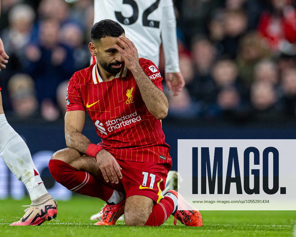 Football - FA Premier League - Liverpool FC v Fulham FC LIVERPOOL, ENGLAND - Saturday, December 14, 2024: Liverpool s Mohamed Salah reacts after missing a chance during the FA Premier League match between Liverpool FC and Fulham FC at Anfield. (Photo by David Rawcliffe Propaganda) LIVERPOOL Anfield MERSEYSIDE ENGLAND