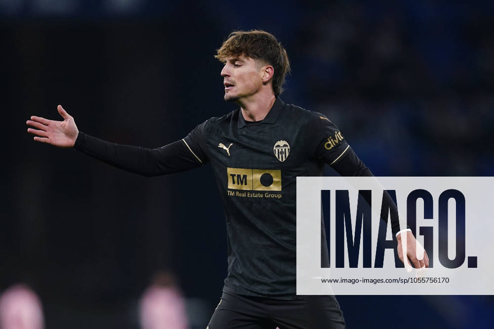 ESP: RCD Espanyol v Valencia CF. La Liga EA Sports. Date 13 Sergi Canos of Valencia CF during the La Liga EA Sports match between RCD Espanyol and Valencia CF played at RCDE Stadium on December 18, 2024 in Barcelona, Spain. kpng