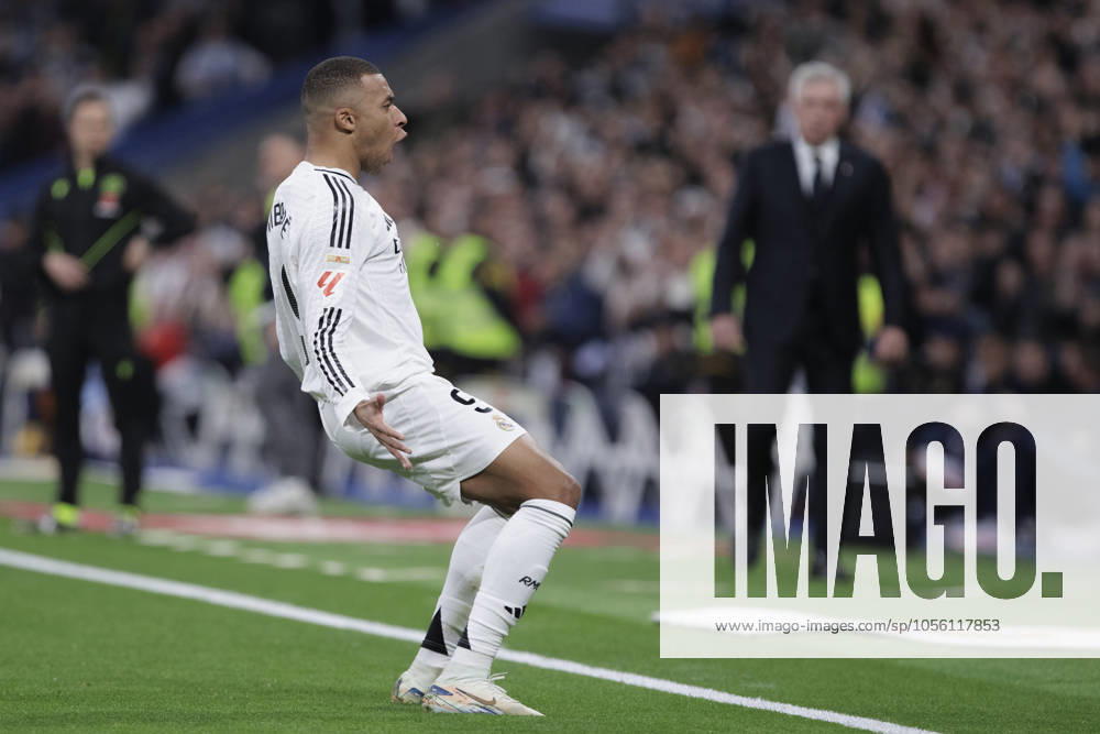 LA LIGA EA Sports - Real Madrid vs Sevilla MADRID, SPAIN - December 22: Kylian Mbappe of Real Madrid celebrates a goal during the La Liga 2024 25 match between Real Madrid and Sevilla at Santiago Bernabeu Stadium. (Photo by Guillermo Martinez) Madrid Santiago Bernabà u Stadium Spain