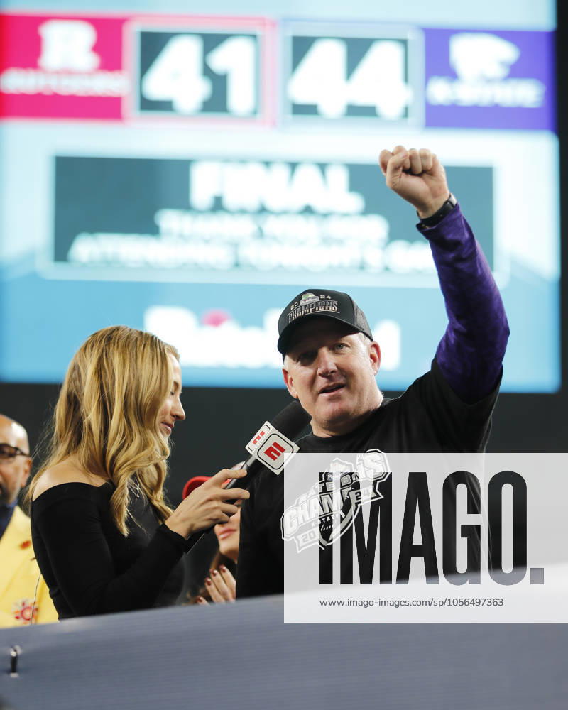 Kansas State Wildcats head coach Chris Klieman celebrates after the Rate Bowl game between the Rutgers Scarlet Knights and the Kansas State Wildcats at Chase Field in Phoenix, Arizona. . CSM. Phoenix United States of America - ZUMAc04_ 20241226_zma_c04_073