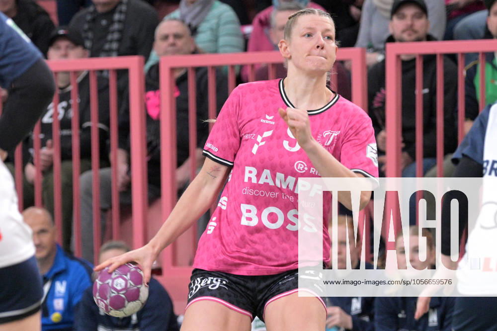 Naina Klein TusSies Metzingen, 9 TusSies Metzingen vs Sport Union Neckarsulm, Handball, HBF, 10 League Matchday, Season 2024 2025, 29 12 2024 TusSies Metzingen vs Sport Union Neckarsulm, Handball, HBF, 10 League Matchday, Season 2024 2025, 29 12 2024 Tuebingen
