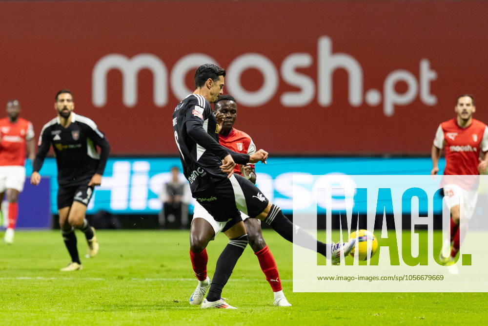 JOSE FONTE from Casa Pia seen on action during the Liga Portugal Betclic 2024 25 match between SC Braga and Casa Pia at Estadio do Municipal de Braga 29, 2024 in Porto, Portugal. Final Score SC Braga 1 - 2 Casa Pia Braga Portugal - ZUMAl192 20241229_zsp_l192_014