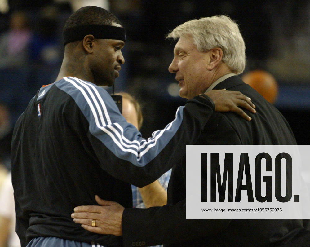 Bobcats vs. Warriors The Charlotte Bobcats Stephen Jackson, left, is greeted by his former Golden State Warriors head coach Don Nelson before the tip off of the game at Oracle Arena in Oakland, California, Friday, January 29, 2010. (Ray Chavez Oakland Tribune MCT) OAKLAND CA USA
