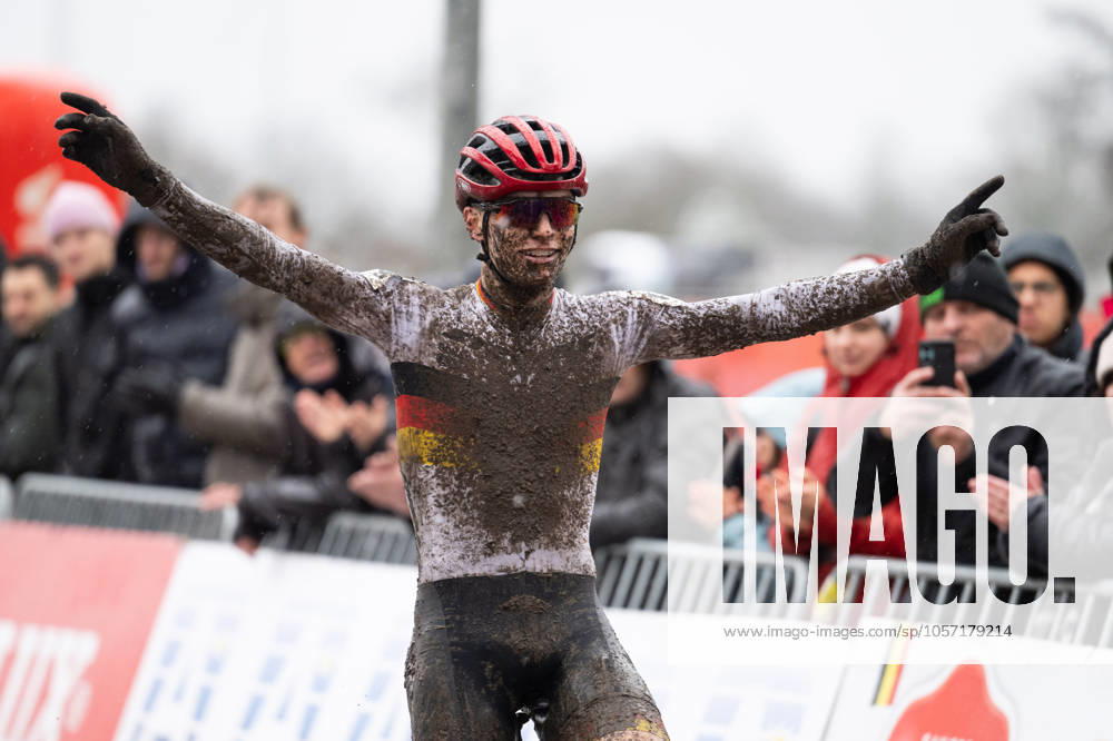 Cyclo-cross, Weltcup Dendermonde, 06.01.2025 Junioren-Sieger Benedikt Benz (GER) Dendermonde Deutschland