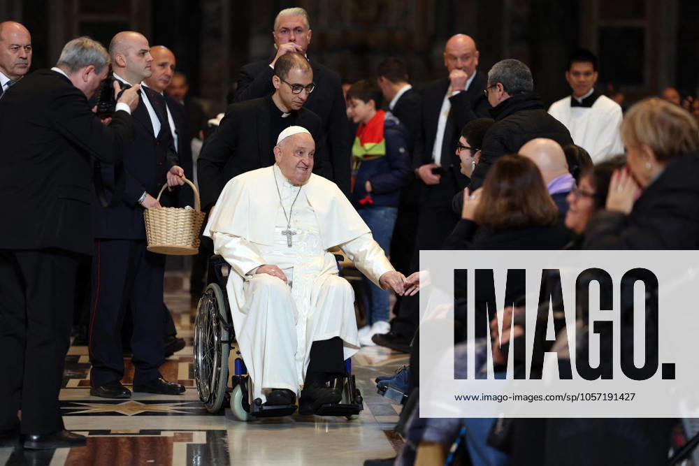 Pope Francis Bergoglio attends the celebration of the Epiphany of the Lord Holy Mass Rome, Italy 06.01.2025 : Pope Francis Bergoglio he goes away in a wheelchair and greets children, disabled faithful after the Epiphany of the Lord Holy Mass on Altar of the Confession, St. Peter’s Basilica Rome italy Italy