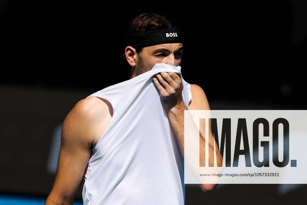 Taylor Fritz of USA practices ahead of the 2025 Australian Open at Melbourne Park on January 9, 2025 in Melbourne, Australia. Melbourne Australia - ZUMAp121 20250109_zsp_p121_017