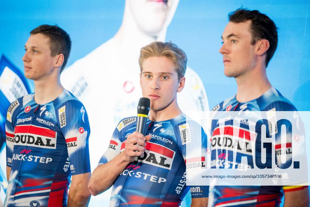 Spanish Mikel Landa of Soudal Quick-Step, Belgian Mauri Vansevenant of Soudal Quick-Step, Belgian Ilan Van Wilder of Soudal Quick-Step, Belgian Yves Lampaert of Soudal Quick-Step and Belgian Tim Merlier of Soudal Quick-Step pictured during the media day of the Soudal Quick-Step cycling team in Calpe, Spain, Thursday 09 January 2025. JASPERxJACOBS x110010763x