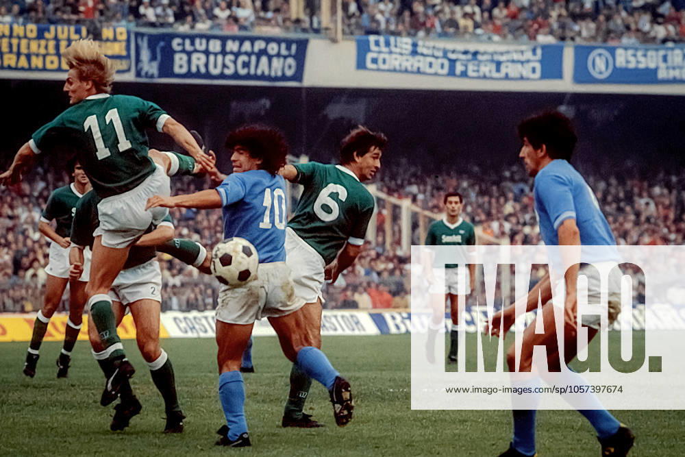 Serie A match between Napoli, S.S.C and U.S. Avellino 1912 NAPLES, ITALY - NOVEMBER 11: Diego Armando Maradona, Napoli, S.S.C during a Serie A match between Napoli, S.S.C and US Avellino at stadio San Paolo on November 11, 1984 in Naples, Italy. (Photo by Stefano Montesi ) Naples Italy