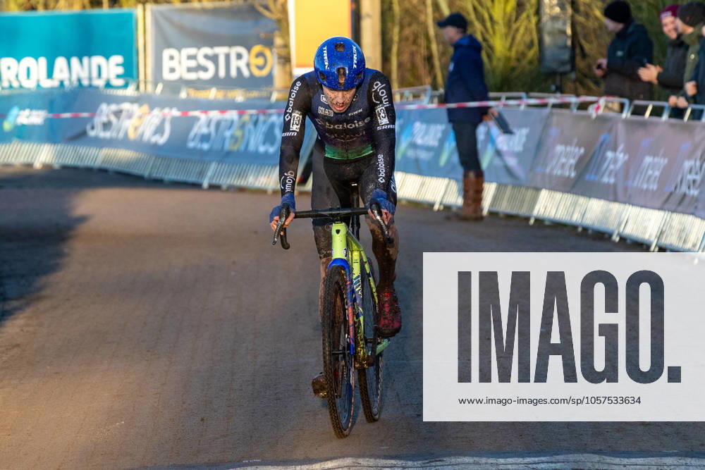 NK Cyclocross Oisterwijk Elite mannen Oisterwijk (NED), CYCLOCROSS, JANUARY 12 Pim Ronhaar pakt zilver Gefotografeerd tijdens het Nederlands Kampioenschap veldrijden in Oisterwijk Content not available for redistribution in The Netherlands directly or indirectly through any third parties.