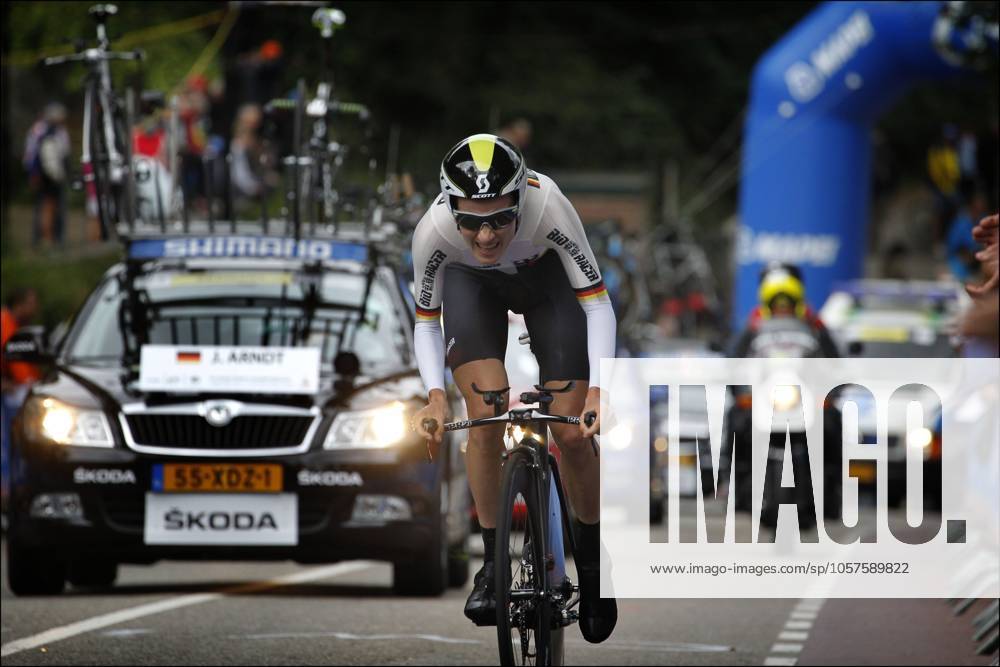 Worldchampionships TT women 2012 Valkenburg - Vilt - Netherlands - wielrennen - cycling - radsport - cyclisme - Judith Arndt pictured during the Worldchampionships time trial TT for women - Photo News Valkenburg Nederland