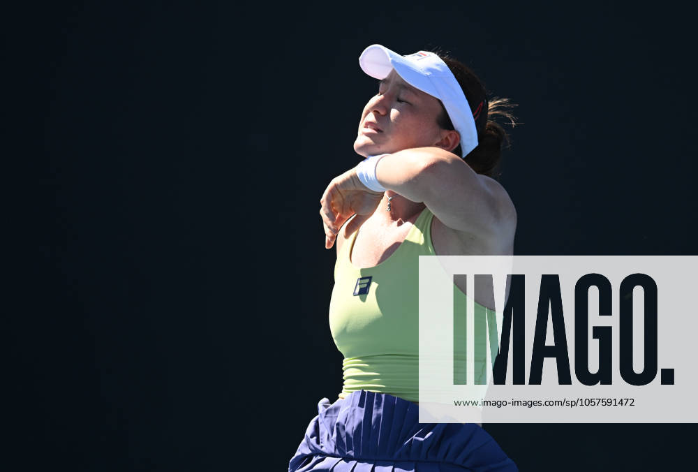 TENNIS AUSTRALIAN OPEN, Lulu Sun of New Zealand reacts during her round 1 match against Danka Kovinic of Montenegro during the 2025 Australian Open at Melbourne Park in Melbourne, Tuesday, January 14, 2025. ( NO ARCHIVING, , NO USE IN BOOKS WITHOUT CONSENT MELBOURNE VICTORIA AUSTRALIA