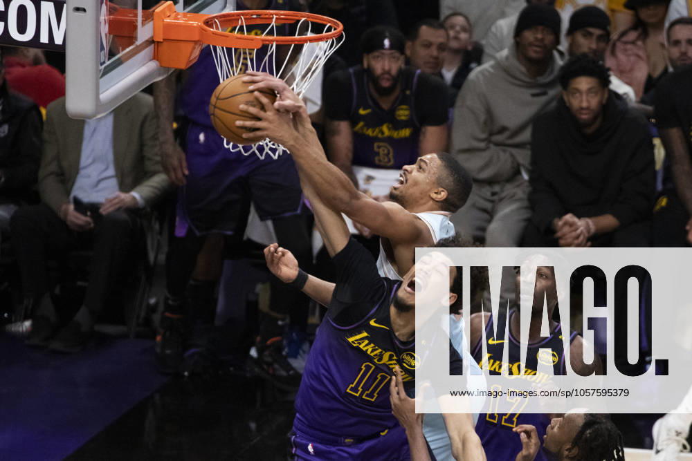 Los Angeles Lakers Jaxson Hayes 11 and San Antonio Spurs Keldon Johnson 0 vie for the ball during an NBA, Basketball Herren, USA basketball game at Crypto.com Arena. Final score; Spurs 126:102 Lakers Los Angeles United States - ZUMAs197 20250113_aaa_s197_315