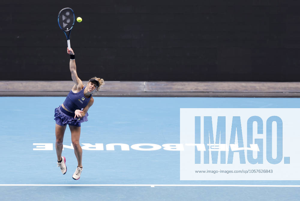 (250115) -- MELBOURNE, Jan. 15, 2025 -- Laura Siegemund serves during the women s singles 2nd round match between Zheng Qinwen of China and Laura Siegemund of Germany at Australian Open tennis tournament in Melbourne, Australia, Jan. 15, 2025. ) (SP)AUSTRALIA-MELBOURNE-TENNIS-AUSTRALIAN OPEN-DAY 4 MaxPing