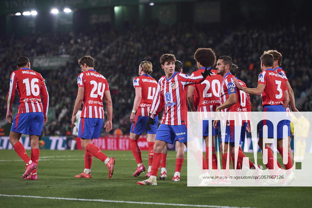 Copa del Rey, Spain, Elche CF v Atletico de Madrid ELCHE, SPAIN - JANUARY 15: Rodrigo Riquelme of Atletico de Madrid celebrates after scoring his team s third goal during the Copa del Rey Round of 16 match between Elche CF and Atletico de Madrid at Estadio Manuel Martinez Valero on January 15, 2025 in Elche, Spain. (Photo by Francisco Macia Photo Players Images Magara Press) Elche Martinez Valero Stadium Spain