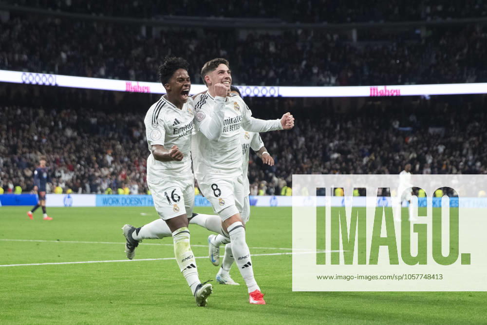 Copa del Rey - Real Madrid vs Celta de Vigo MADRID, SPAIN - January 17: Federico Valverde of Real Madrid ,Rodrygo Goes of Real Madrid and Endrick of Real Madrid celebrates a goal during the 2024 25 Copa del Rey Round of 16 match between Real Madrid and Celta de Vigo at Santiago Bernabeu Stadium. (Photo by Guillermo Martinez) Madrid Santiago BernabÃ u Stadium Spain