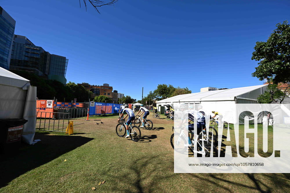 Allenamento 6 Tour Down Under 2025; 2025, Bahrain - Victorious; Adelaide;