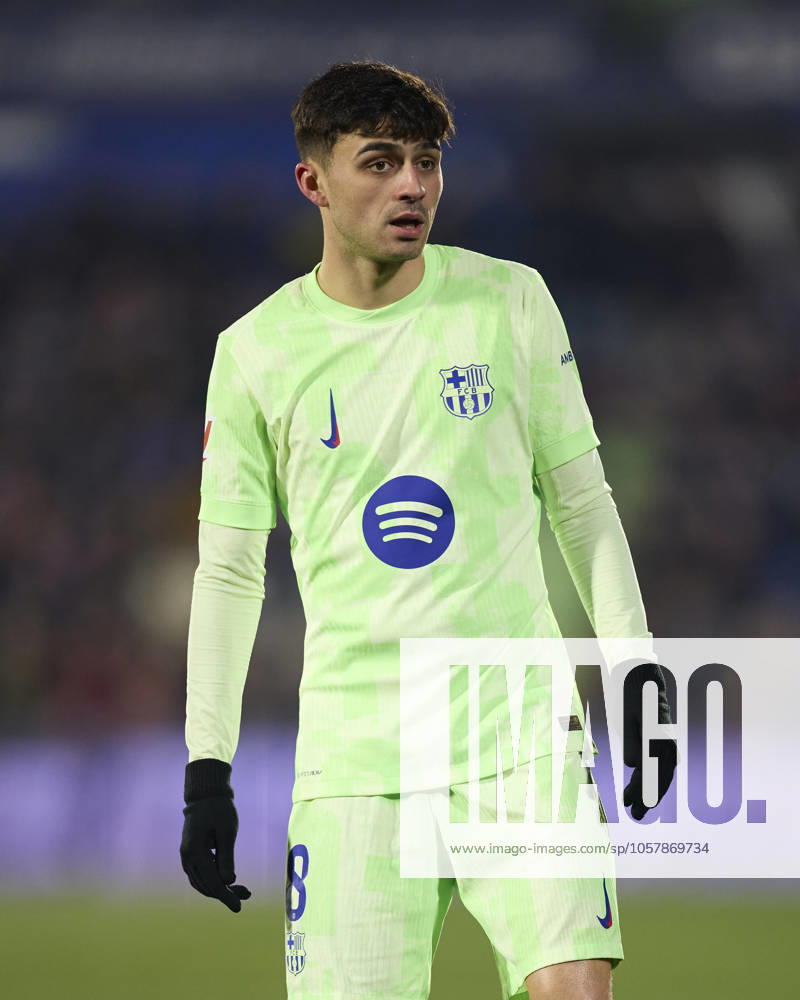 Getafe CF v FC Barcelona, Barca - LaLiga EA Sports Pedri Gonzalez of FC Barcelona looks on during the LaLiga EA Sports match between Getafe CF and FC Barcelona at Coliseum Alfonso Perez on January 18, 2025, in Getafe, Spain. Getafe Coliseum Alfonso Perez Madrid Spain RL_GETvFCB_000050