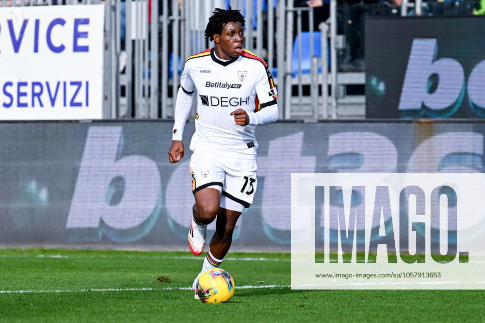 Lecce s defender Patrick Dorgu in action during the Serie A soccer match between Cagliari Calcio and Lecce at the Unipol Domus in Cagliari, Sardinia - Sunday, 19 January 2025. - Soccer