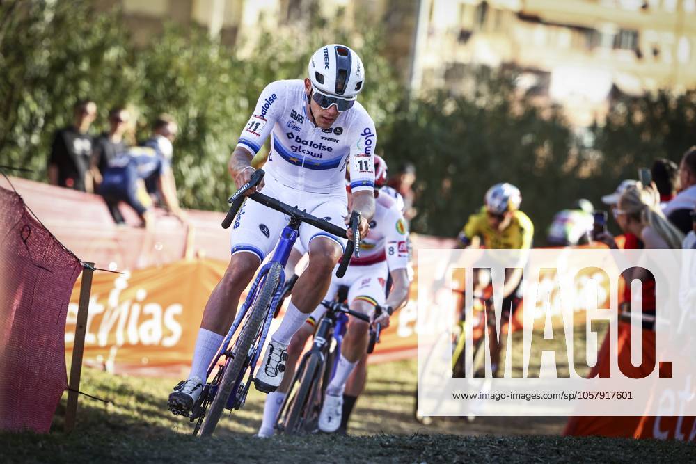 Belgian Thibau Nys pictured in action during the men s elite race at the cyclocross cycling event in Benidorm, Spain, Sunday 19 January 2025, stage 12 14 in the UCI World Cup competition. DAVIDxPINTENS x110726812x