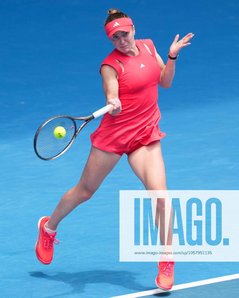 28th seed ELINA SVITOLINA of Ukraine in action against VERONIKA KUDERMETOVA of the Russian Federation on Rod Laver Arena in a Women s Singles 4th round match on day 9 of the 2025 Australian Open in Melbourne, Australia. Cal Media Melbourne Australia - ZUMAc04_ 20250120_faf_c04_007