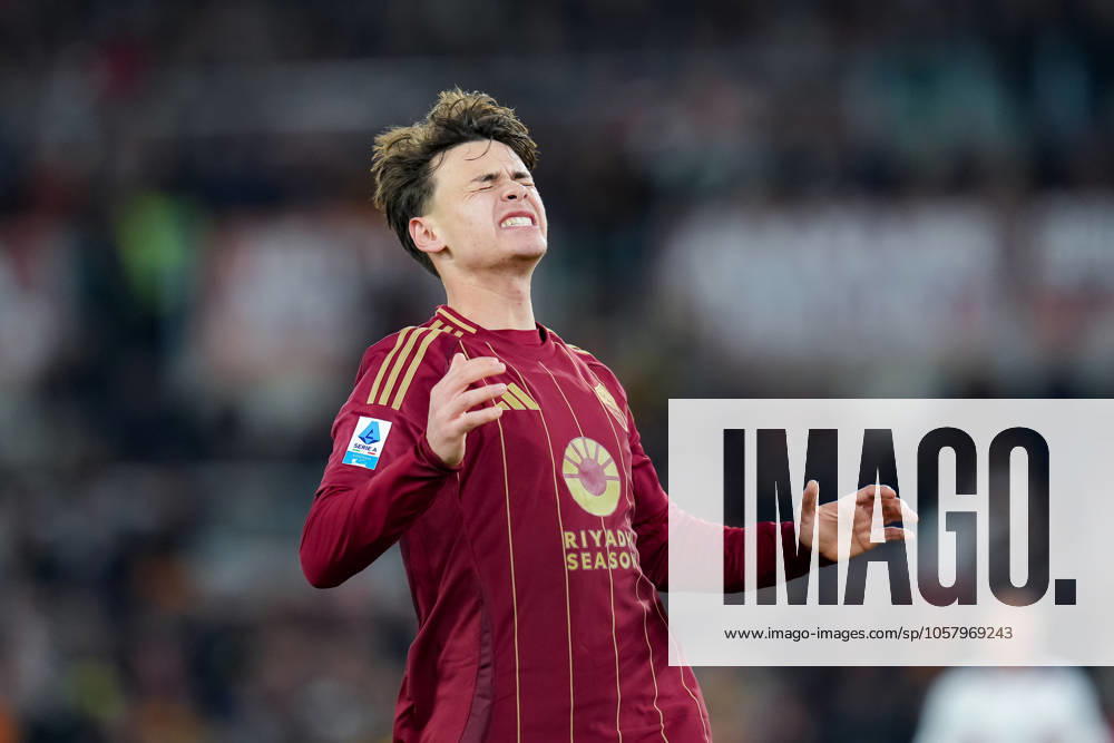 AS Roma v Genoa CFC - Serie A Enilive Niccolo Pisilli of AS Roma looks dejected during the Serie A Enilive match between AS Roma and Genoa CFC at Stadio Olimpico on January 17, 2025 in Rome, Italy. Rome Stadio Olimpico Rome Italy