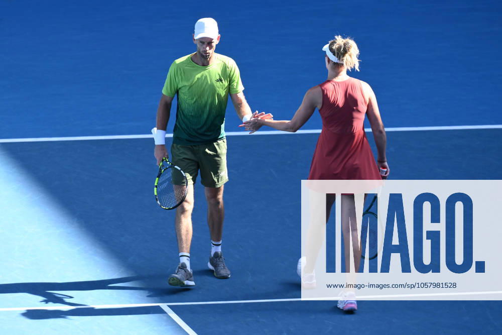 TENNIS AUSTRALIAN OPEN, Michael Venus and Erin Routliffe of New Zealand react during their Mixed doubles 1 4 final match against Asia Muhammad of USA and Andres Molteni of Argentina during the 2025 Australian Open at Melbourne Park in Melbourne, Tuesday, January 21, 2025. ( NO ARCHIVING, , NO USE IN BOOKS WITHOUT CONSENT MELBOURNE VICTORIA AUSTRALIA