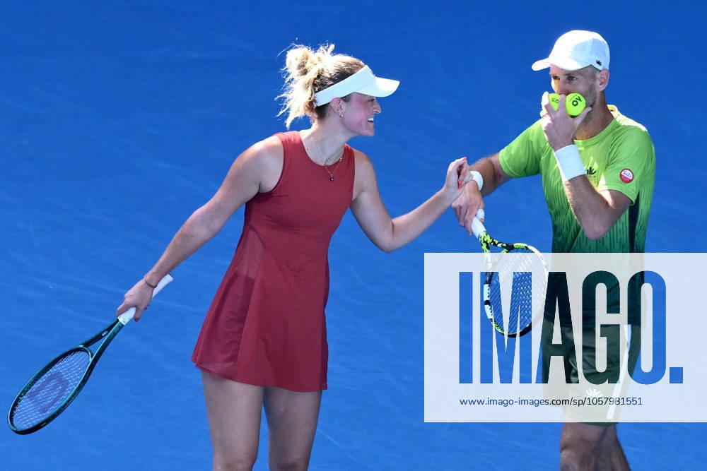 TENNIS AUSTRALIAN OPEN, Michael Venus (right) and Erin Routliffe of New Zealand react during their Mixed doubles 1 4 final match against Asia Muhammad of USA and Andres Molteni of Argentina during the 2025 Australian Open at Melbourne Park in Melbourne, Tuesday, January 21, 2025. ( NO ARCHIVING, , NO USE IN BOOKS WITHOUT CONSENT MELBOURNE VICTORIA AUSTRALIA