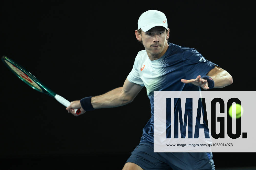 TENNIS AUSTRALIAN OPEN, Alex de Minaur of Australia serves during his quarterfinal match against Jannik Sinner of Italy during the 2025 Australian Open at Melbourne Park in Melbourne, Wednesday, January 22, 2025. ( NO ARCHIVING, , NO USE IN BOOKS WITHOUT CONSENT MELBOURNE VICTORIA AUSTRALIA