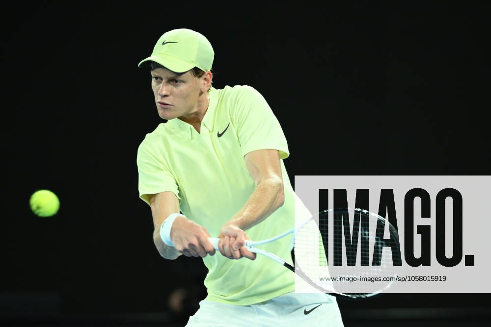 TENNIS AUSTRALIAN OPEN, Alex de Minaur of Australia returns during his quarterfinal match against Jannik Sinner of Italy during the 2025 Australian Open at Melbourne Park in Melbourne, Wednesday, January 22, 2025. ( NO ARCHIVING, , NO USE IN BOOKS WITHOUT CONSENT MELBOURNE VICTORIA AUSTRALIA