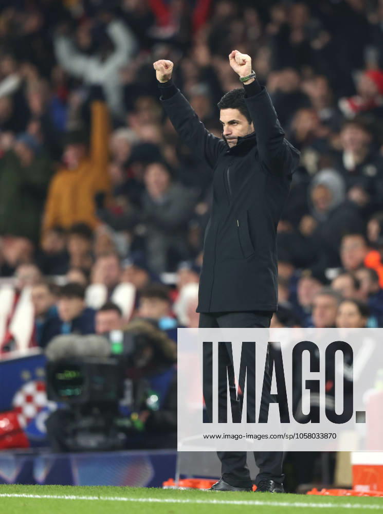 Mikel Arteta (Arsenal manager) celebrates the second Arsenal goal (2-0) at the Arsenal v Dinamo Zagreb UEFA Champions League match, at the Emirates Stadium, London, UK on 22nd January, 2025.