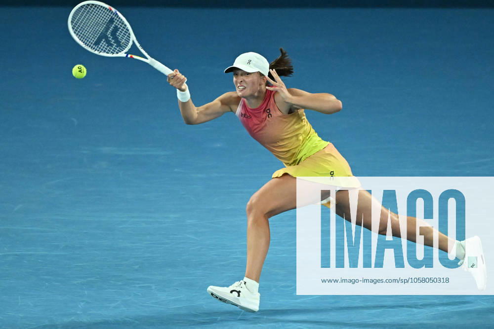TENNIS AUSTRALIAN OPEN, Iga Swiatek of Poland returns during her Women?s semifinal match against Madison Keys of the USA during the 2025 Australian Open at Melbourne Park in Melbourne, Thursday, January 23, 2025. ( NO ARCHIVING, , NO USE IN BOOKS WITHOUT CONSENT MELBOURNE VICTORIA AUSTRALIA